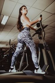 Elliptical machine (Image via Pexels/Jonathan Borba)